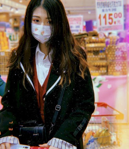 黄色美女在线_DVD在线播放观看