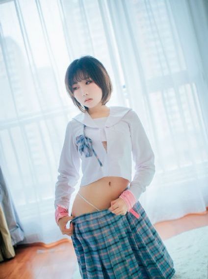 日韩美女视频一区二区_1080手机免费观看完整