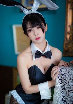 抱着娇妻让朋友一起弄h_BD日韩免费观看